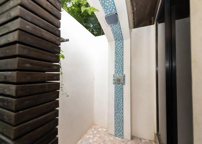 Pur Boutique Cabanas, Adults Only
