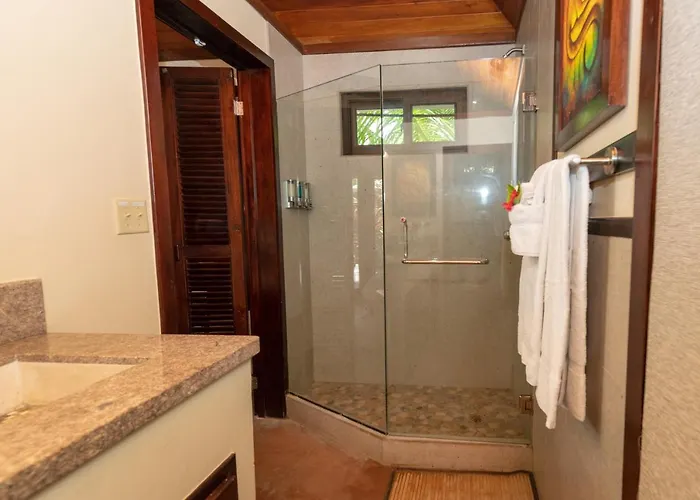Pur Boutique Cabanas, Adults Only Hotel San Pedro (Ambergris Caye)