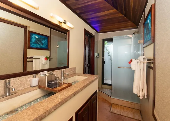 Pur Boutique Cabanas, Adults Only Hotel