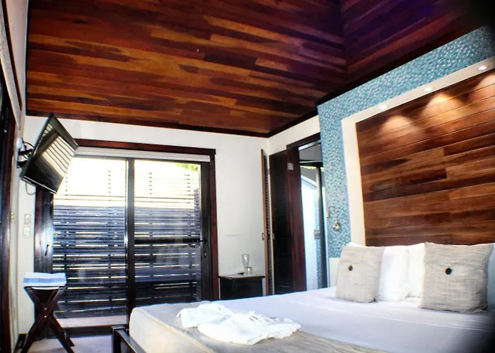Pur Boutique Cabanas, Adults Only Hotel