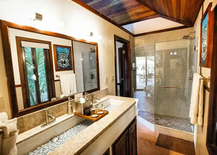 Pur Boutique Cabanas, Adults Only Hotel San Pedro (Ambergris Caye)
