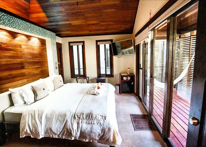 Pur Boutique Cabanas, Adults Only Hotel